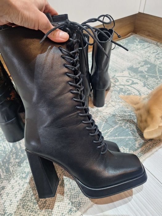 Боти от естествена кожа!