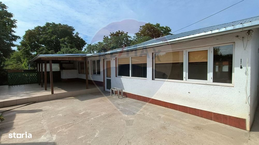 Casă cu teren de vânzare în zona Nord-Est Galați