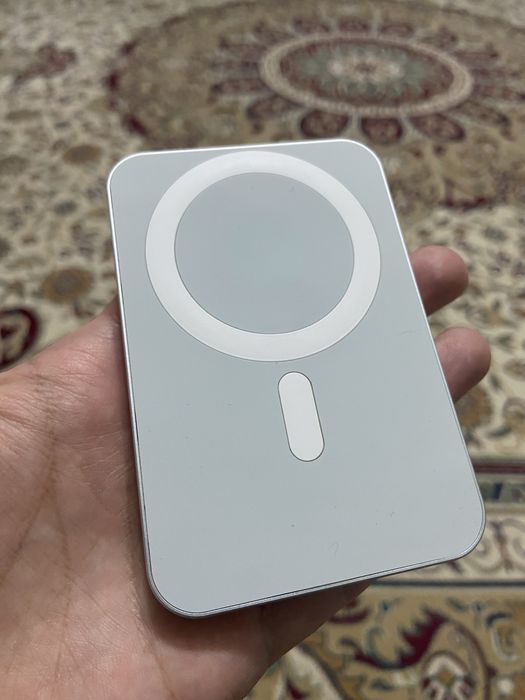 Magsafe. Беспроводной пауэрбанк 5000 мА/ч.  Айфон 12 ден жоғары модель