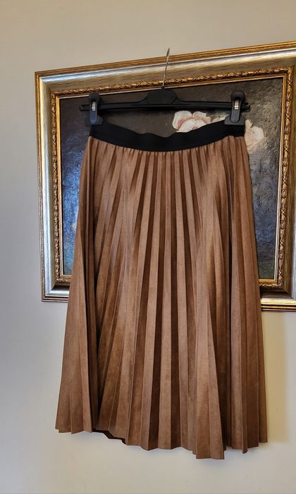 Fusta plisata maro