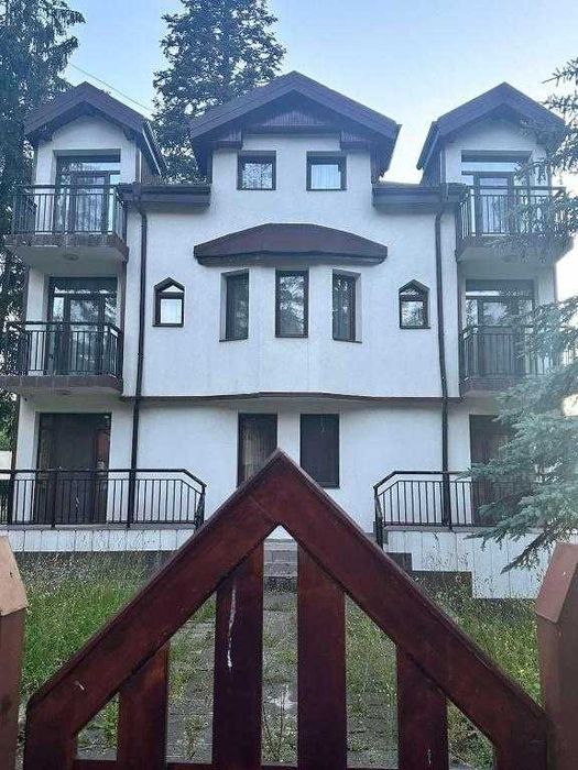 Вила Рила Боровец с горещ басейн, джакузи и сауна от BookVillaBG
