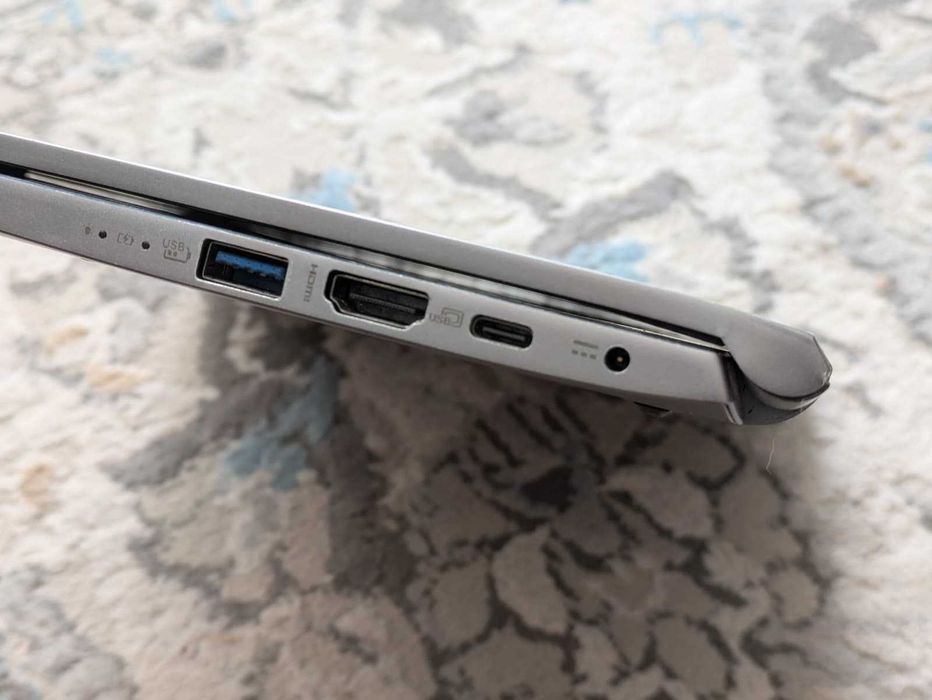 Laptop ACER Swift 3 SF314-55, 14" Full HD, i5-8265U, 8GB, SSD 512GB