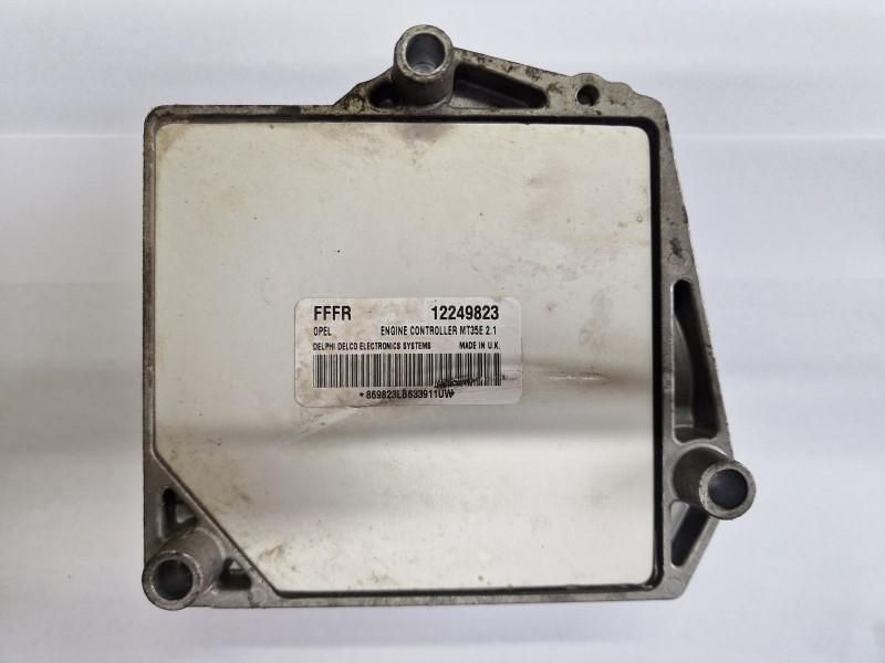 Calculator motor ECU MT35E 2.1 Opel Meriva A 1.6 i 16V Twinport 77 kw