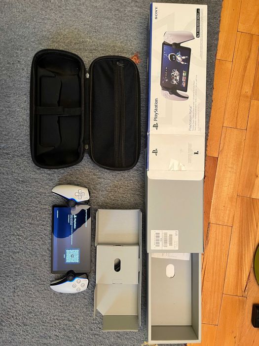 PS Portal, в гаранция, запазен, аксесоари, калъф и протектор