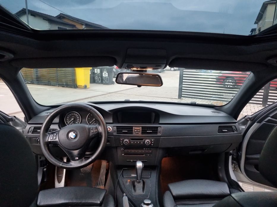 BMW 330D XDrive packet M cutie automată preț 2900 euro