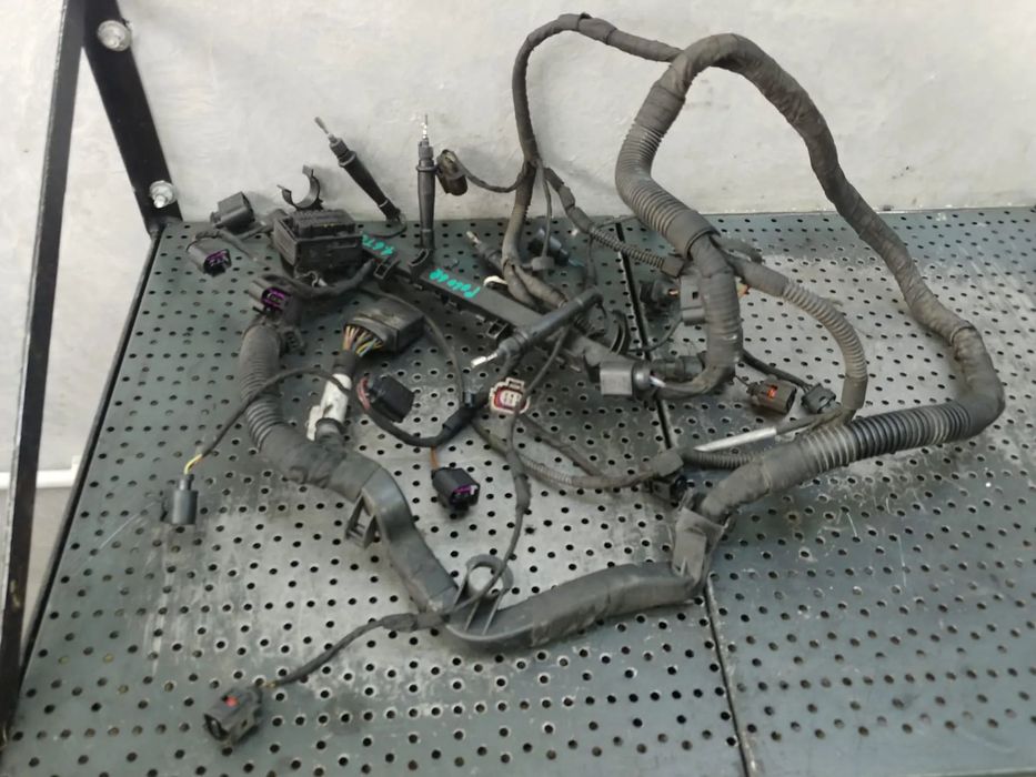 instalatie electrica motor cay 1.6 tdi audi a3 8p vw golf 6 polo 6r seat ibiza 5 skoda superb 2 03l971612a