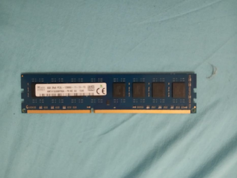 Sloturi memorie ram 8gb un slot