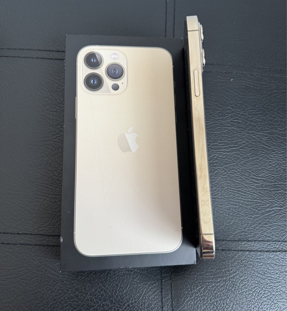 iPhone 13 pro max Gold