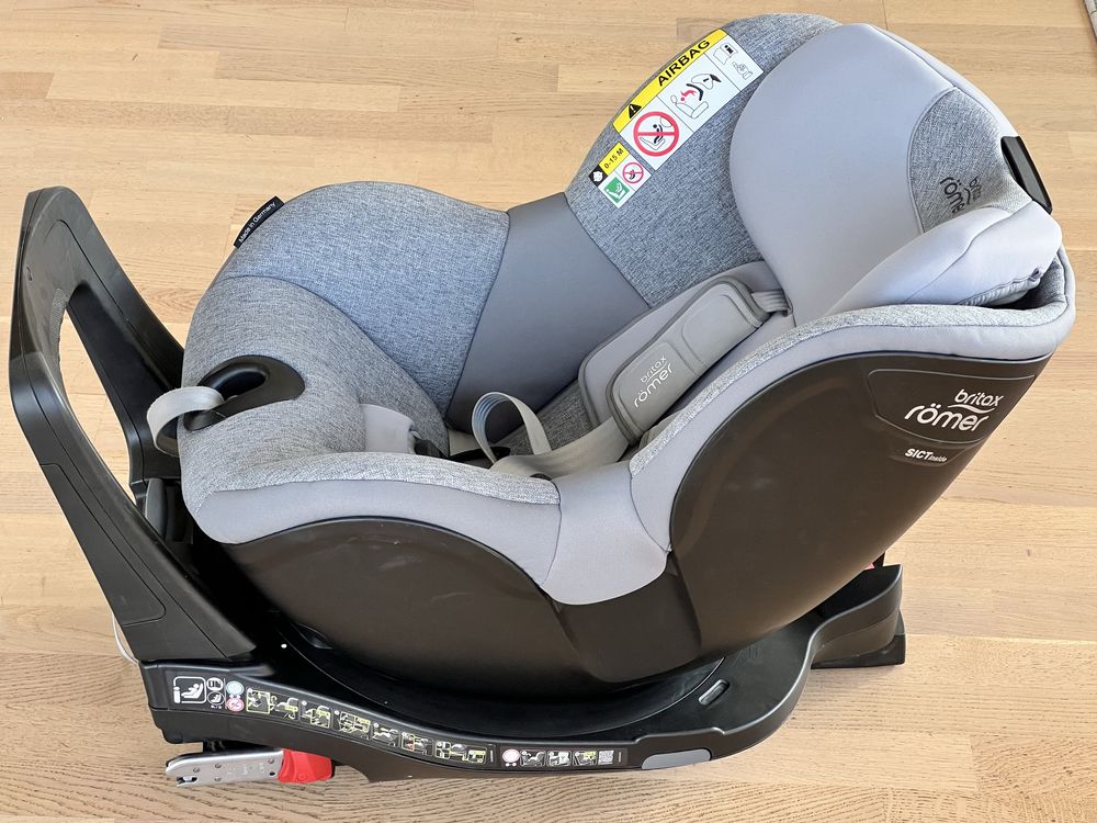Scaun auto Britax Romer Dualfix  i-Size 360 cu insert 0 luni