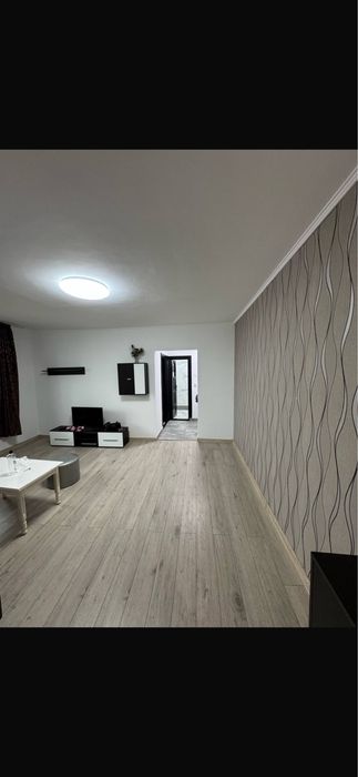 Apartament 3 camere Biserica De Carton