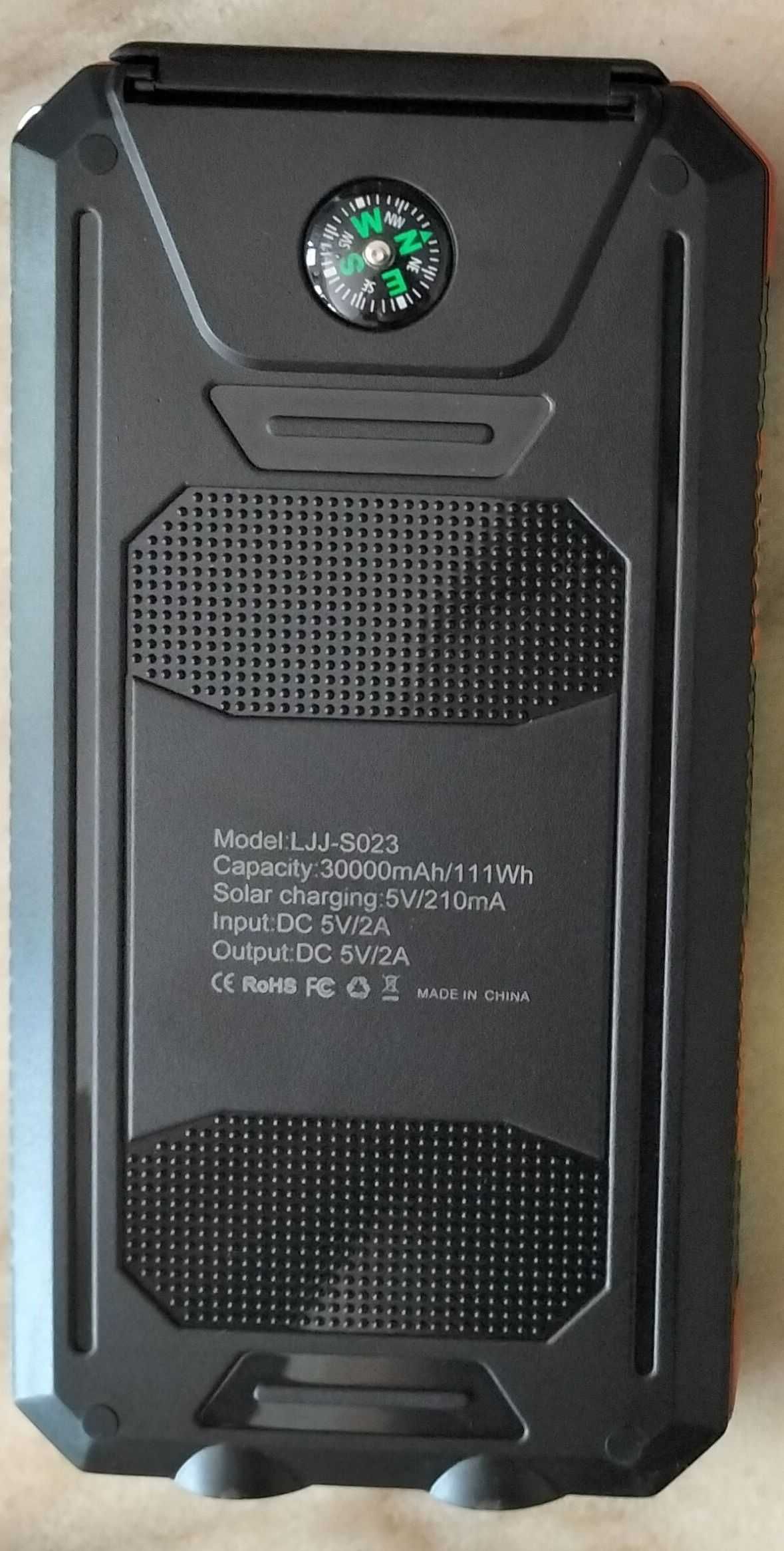 Батерия за зареждане на телефон / таблет / 30000mah / Power Bank
