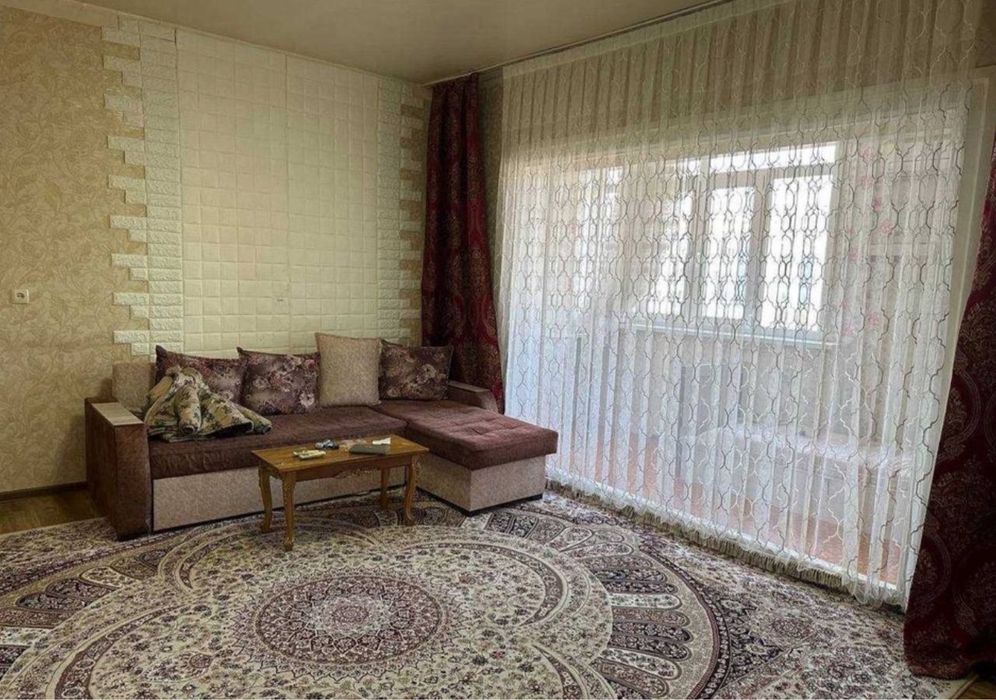 Бобура 2/8/9 Срочно мебель+техника 60квм