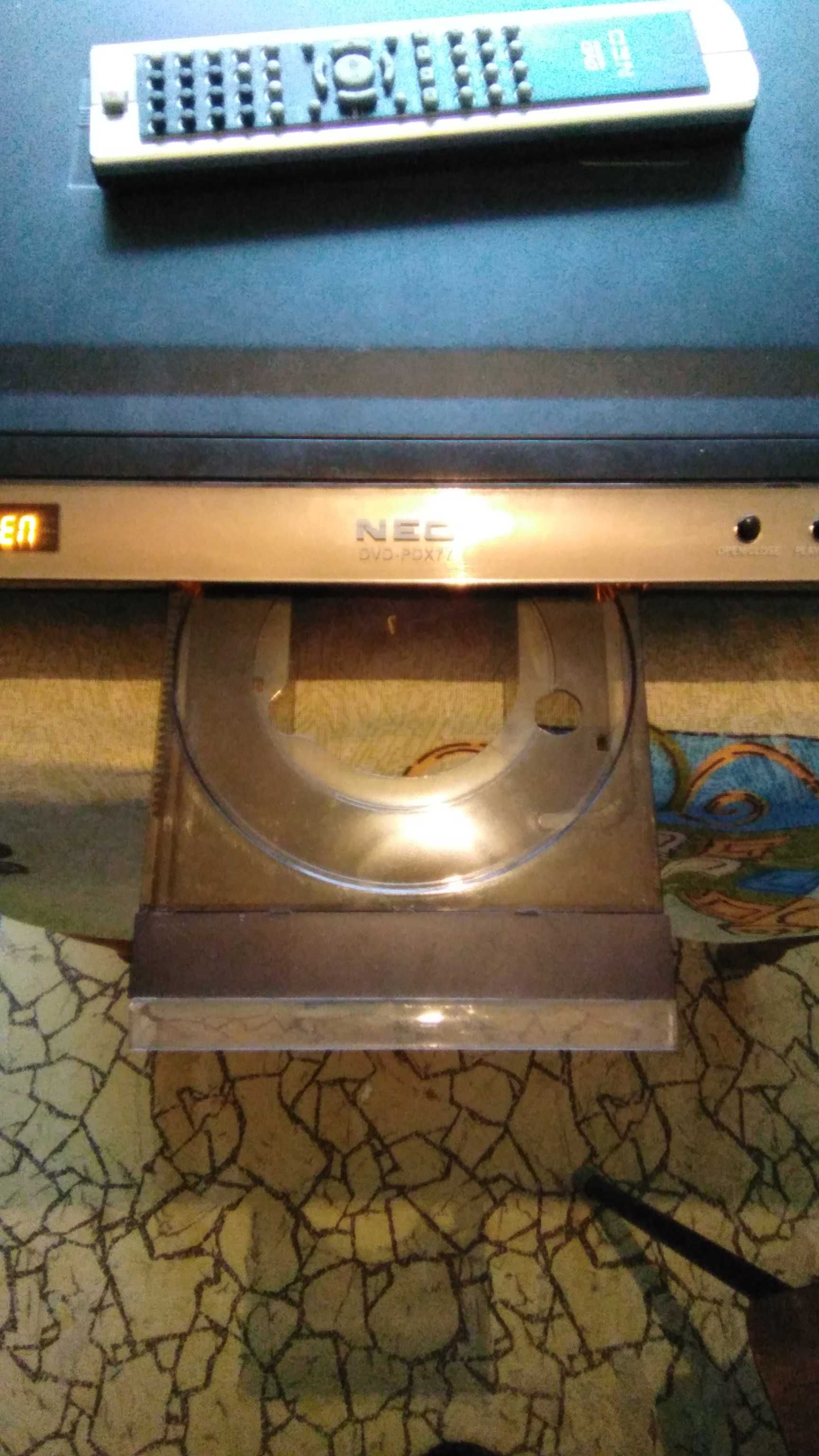 DVD neo PDX77 player