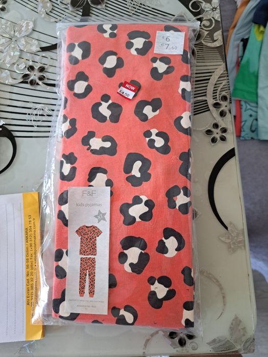 Нови детски дрехи от Англия