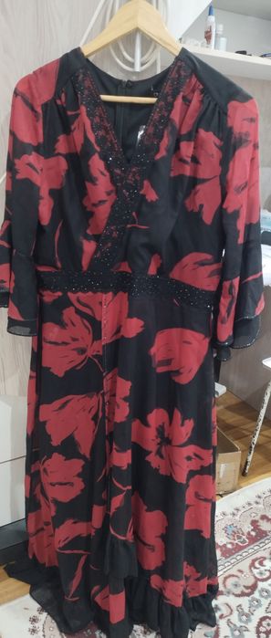 Срочно Продам 2 платья