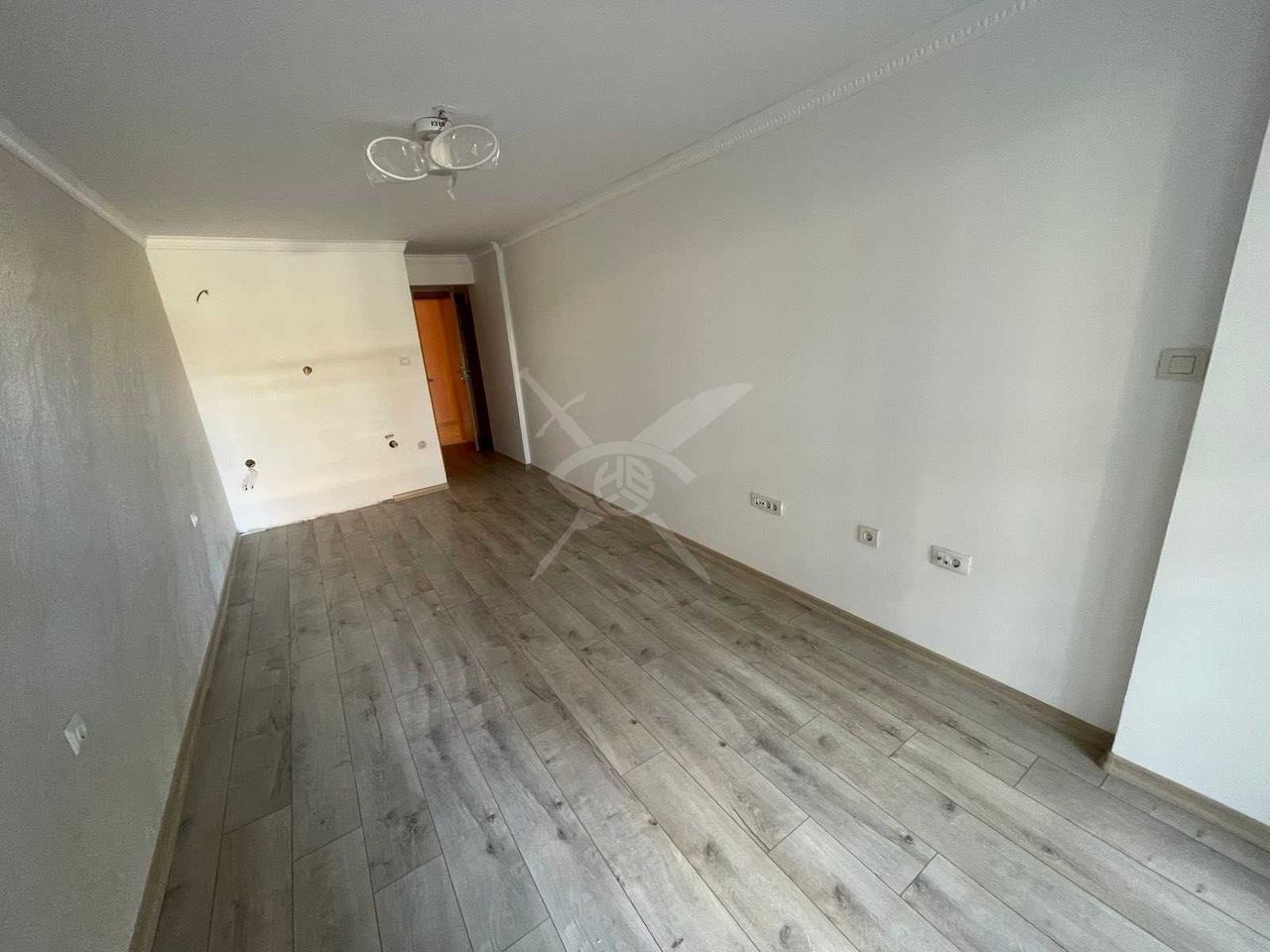Продава се Едностаен апартамент в к.к. Слънчев бряг - 34 кв.м за 1139 €/кв.м - Снимка #1