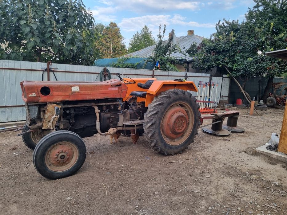 Vand tractor Massey Ferguson 165