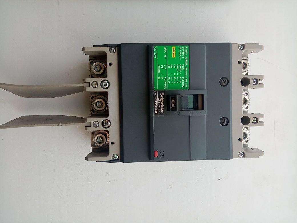 Автоматы Schneider Electric 200A. 160 A.