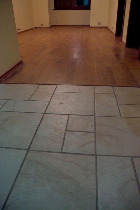 ONEȘTI - Închirieriez, doar pe termen lung, apartament nemobilat 3cam