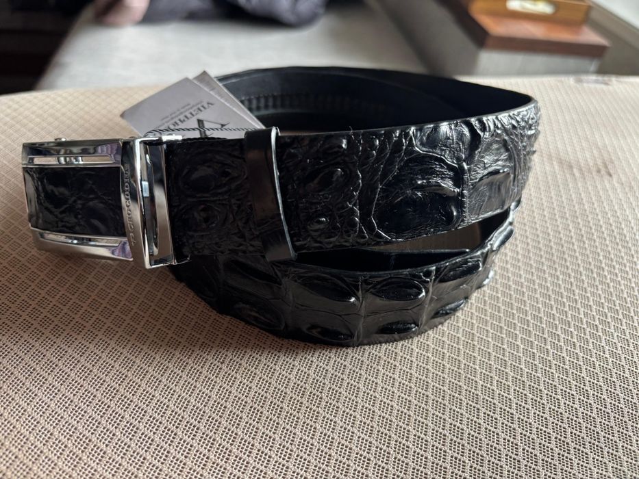 Ремень из крокодиловой кожи