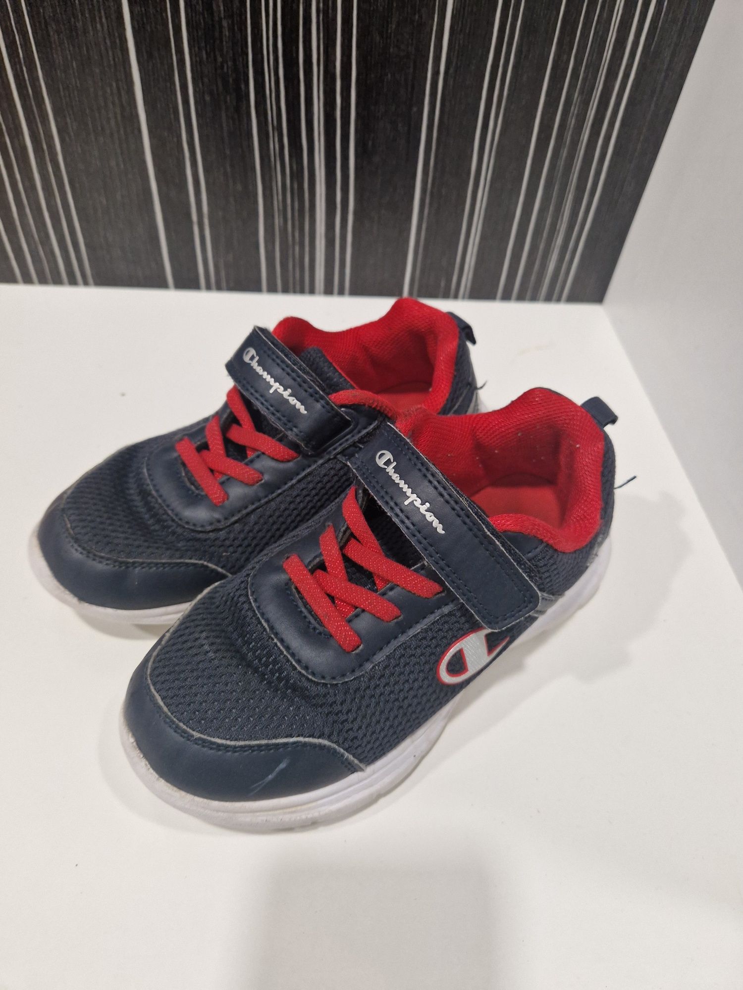 Детски маратонки champion номер 31