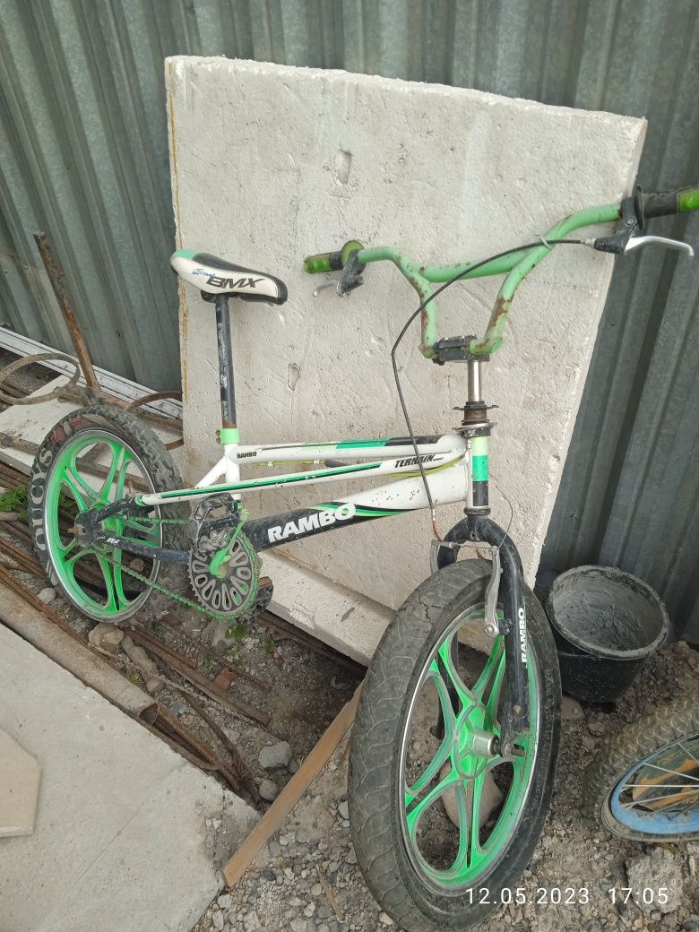 Велосипеды детские за два 500000 сум