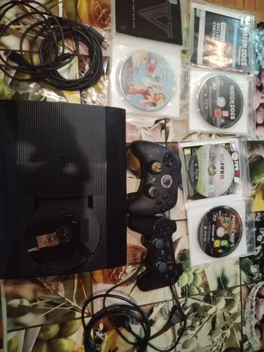 Vand PlayStation 3 super slim