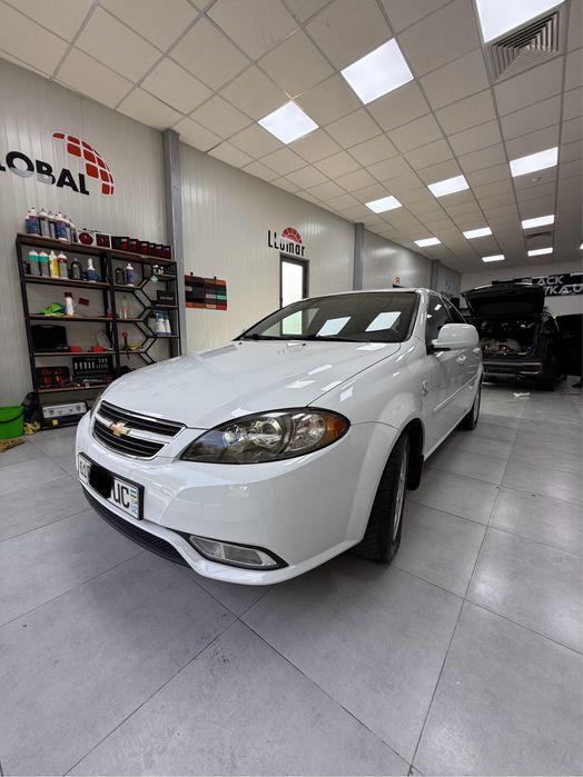 Chevrolet Gentra 2022 full A\T 3-позиция