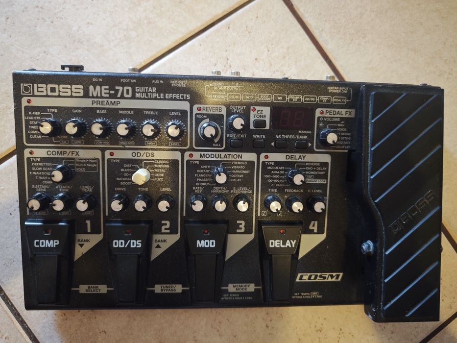 Boss ME-70 – All-in-one pentru chitariști (cu alimentator original)