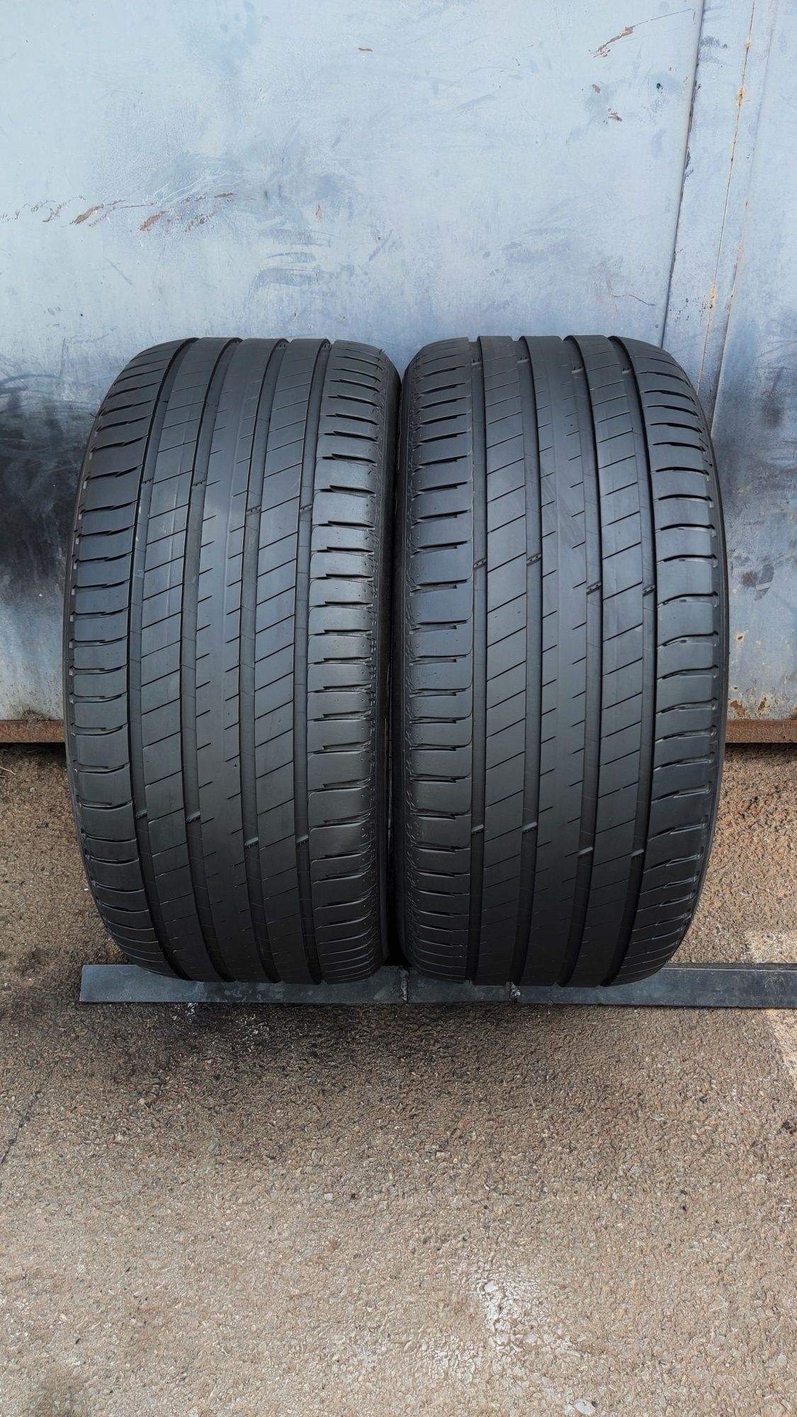 2бр. летни гуми 285/40/20 Michelin Latitude Sport 3 
dot22
6.9mm
Много