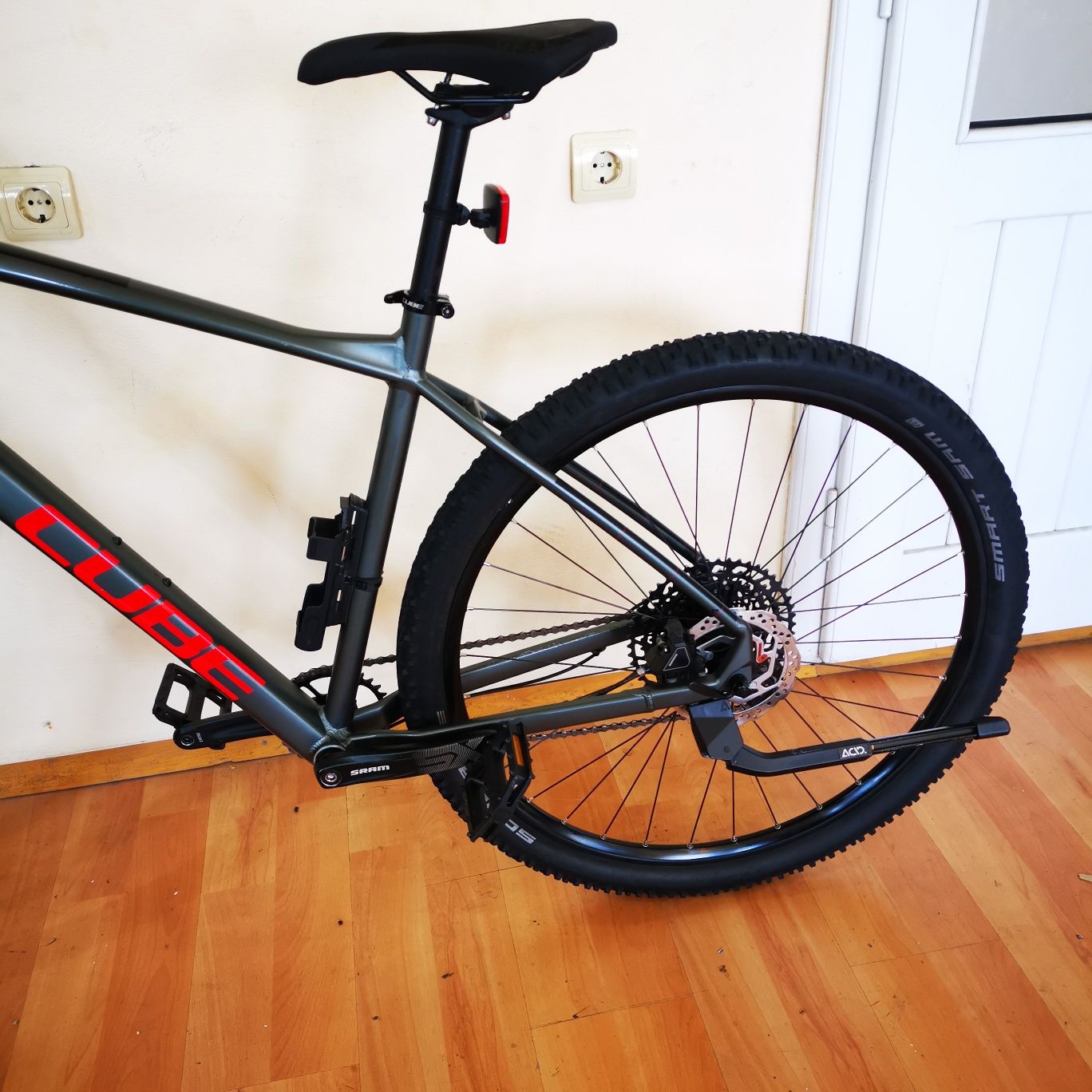 Bicicleta Mtb Cube Analog 29 Sram