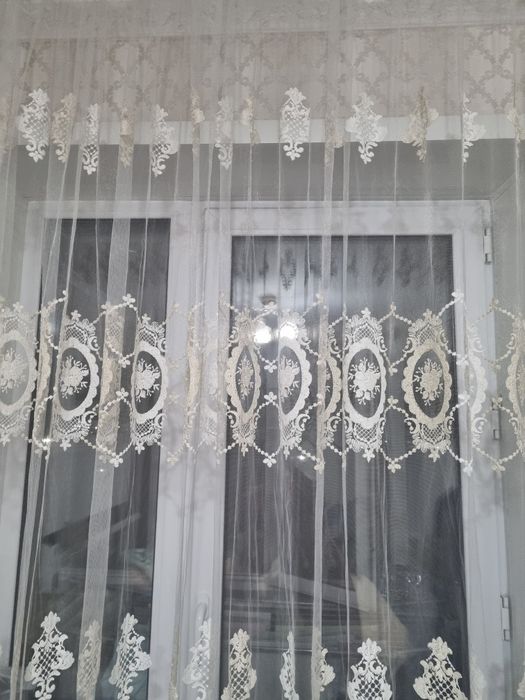 Продам тюль в хорошем состоянии  за 4000 тенге.