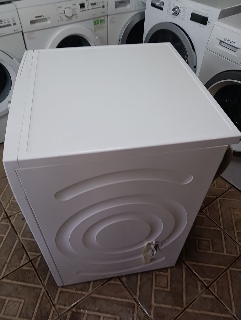 Като нова пералня Сименс Siemens IQ 700  А+++ 9кг 2 години гаранция!