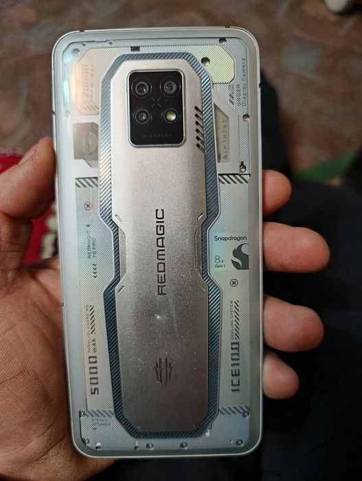 Продам игровой телефон