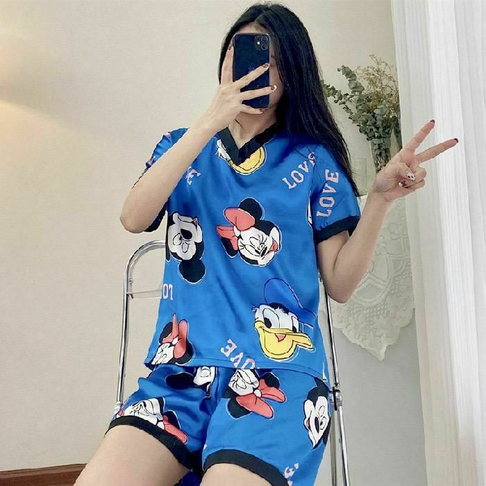 Pijama dama Disney catifea