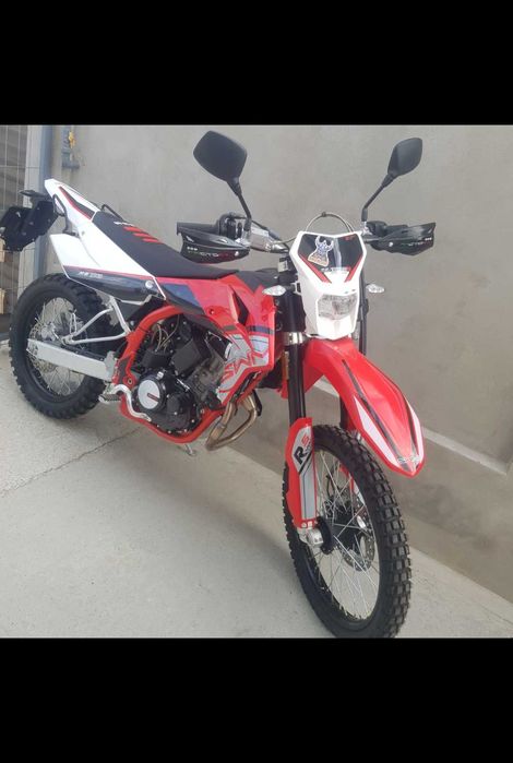 Swm r125rs 680km vand/schimb cu adventure