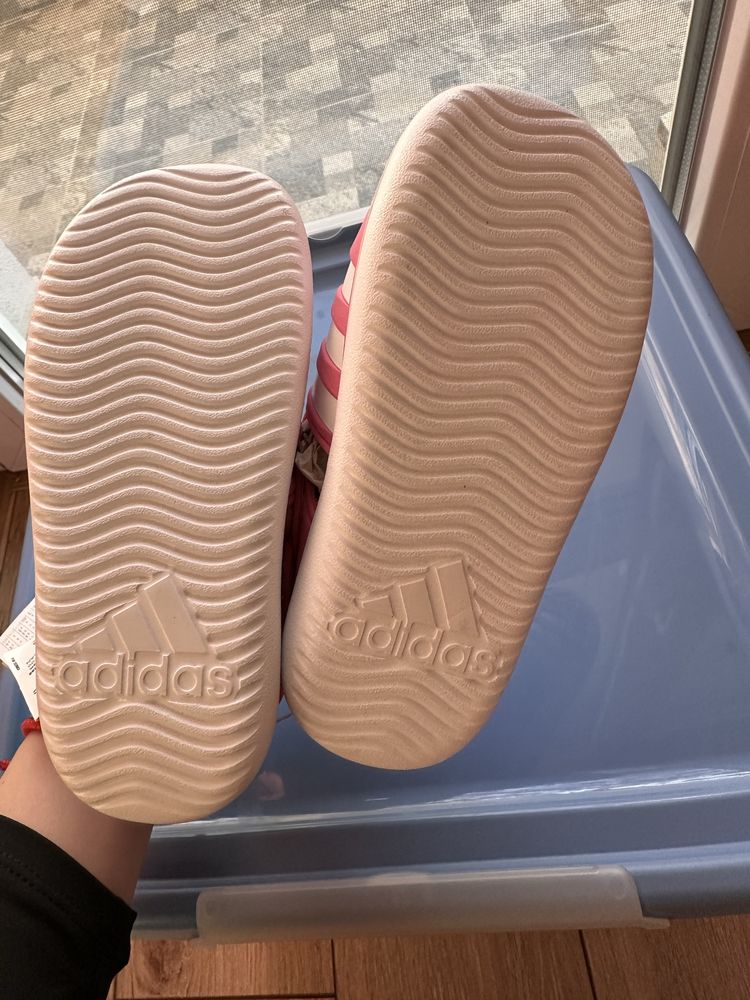 Детски сандали Adidas