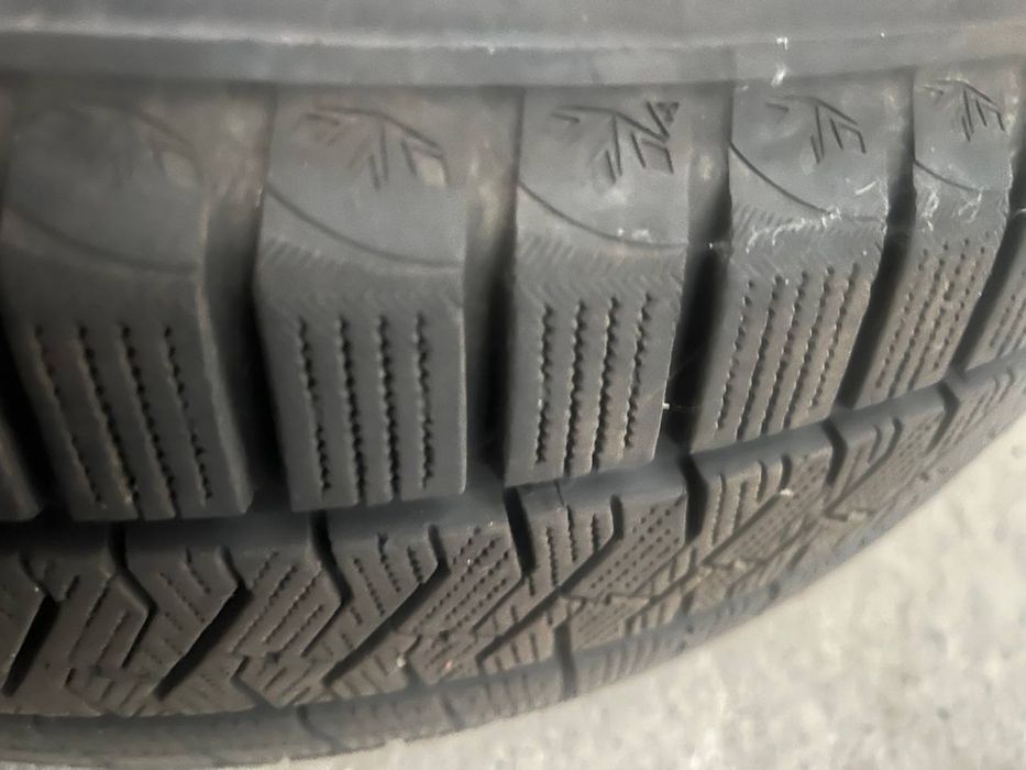 продаю шины Triangle Trin зимние