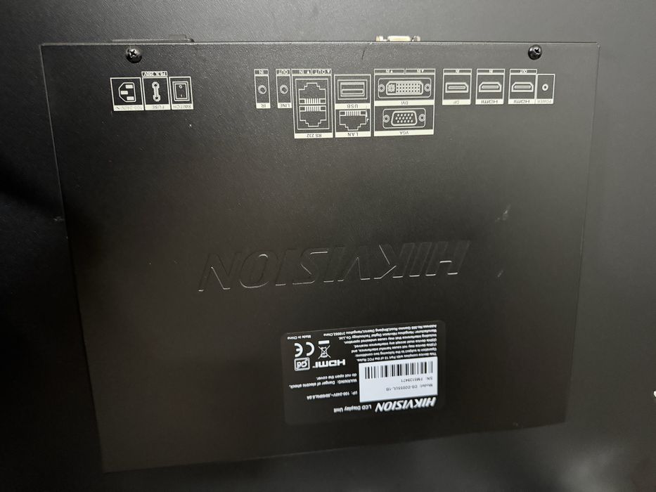 Продается сломаный экран хиквижион