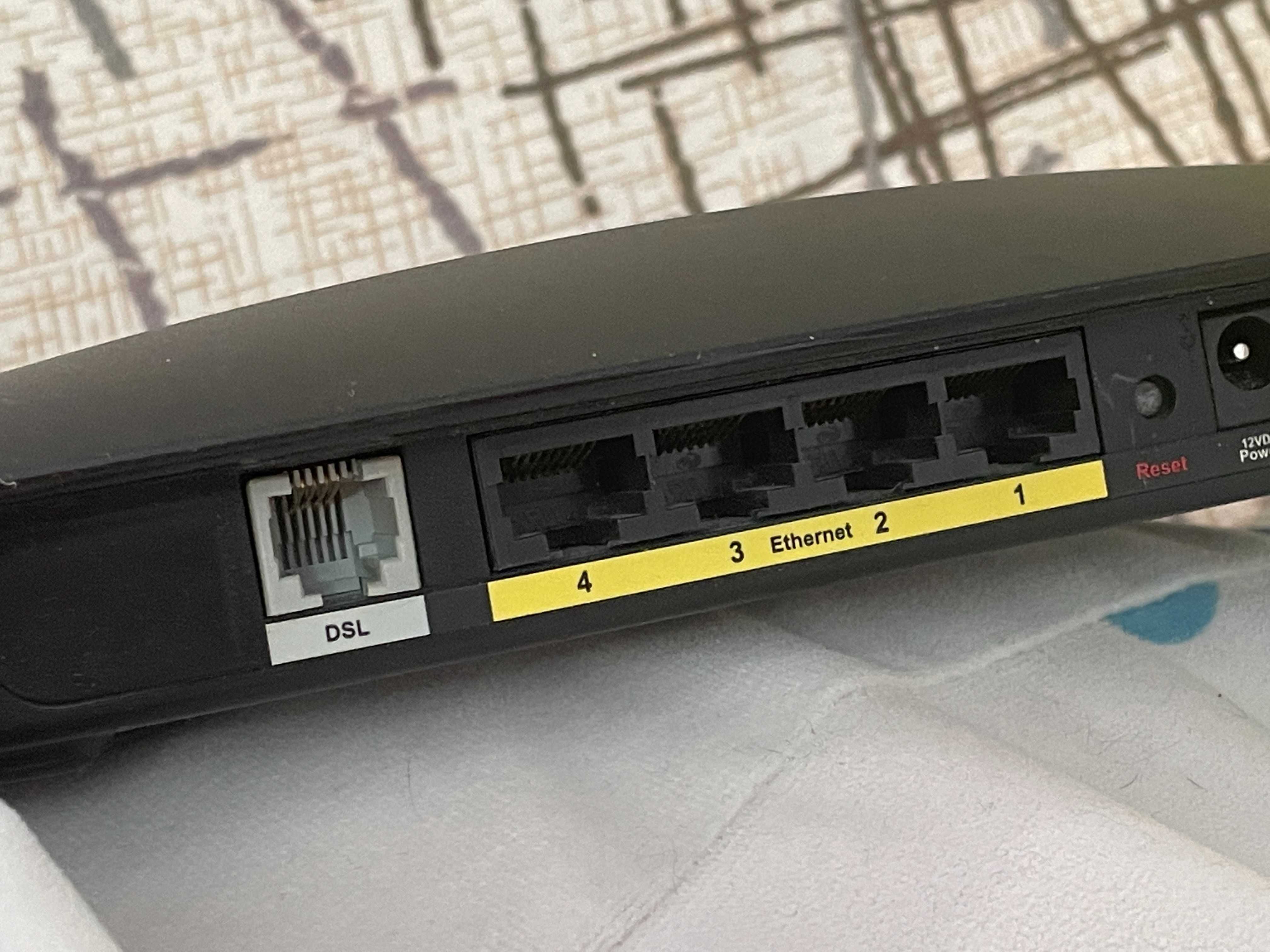 DSL ADSL Wi-Fi модем роутер Cisco Linksys WAG120N