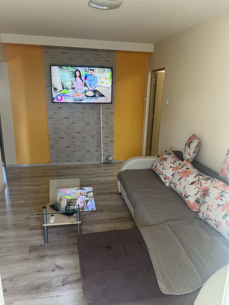 Vand apartament 3 camere