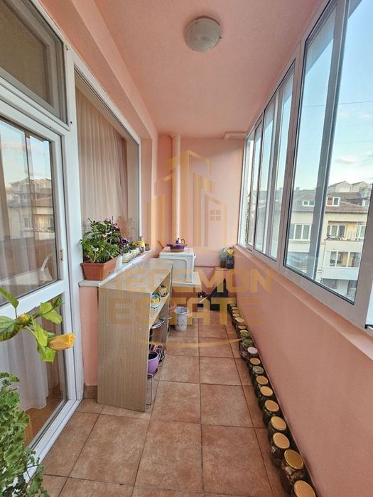 Продава се Двустаен апартамент в Варна, Централна поща - 70 кв.м за 2615 €/кв.м - Снимка #9