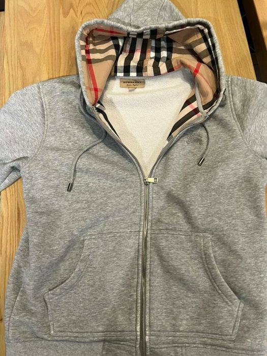 Burberry zipper up