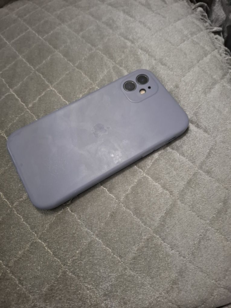 IPhone 11 в отличном состоянии