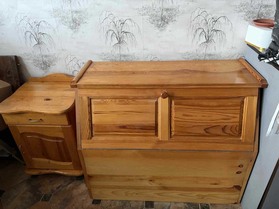 Мебели от масивно дърво - Чам (Гардероб, ракла, нощно шкафче)