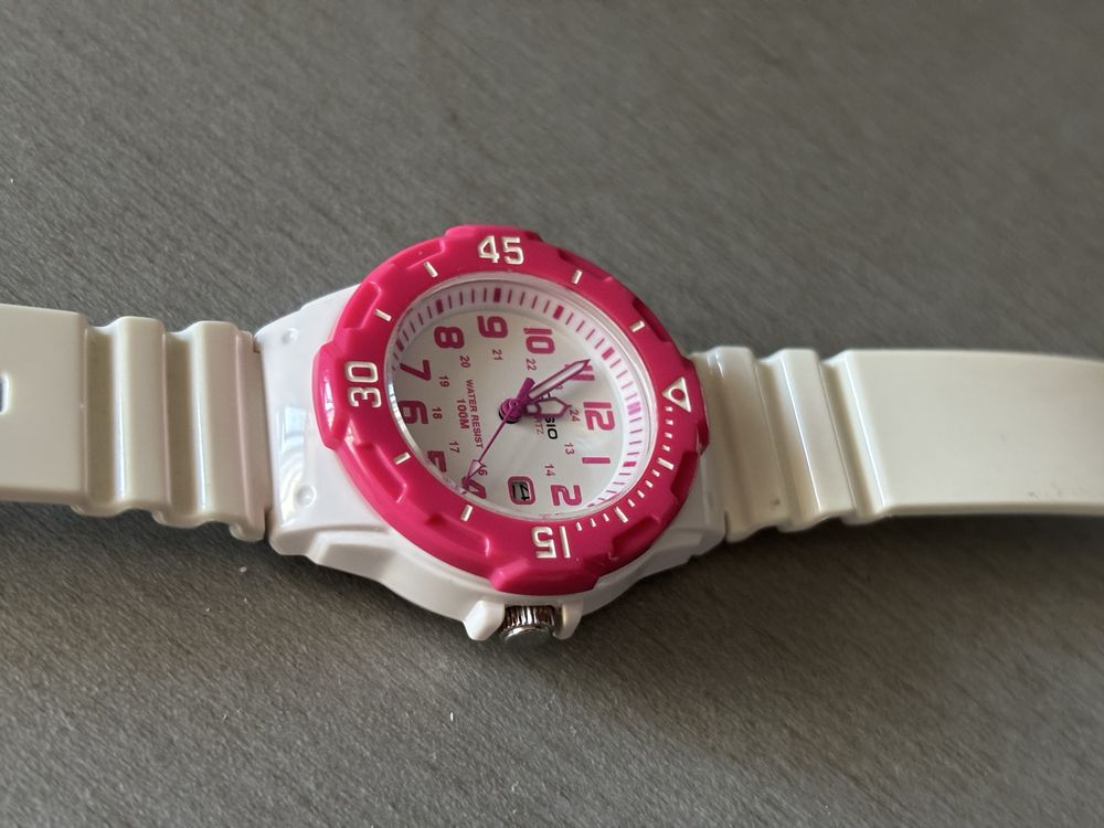 CASIO lrw-200H-4BVEF