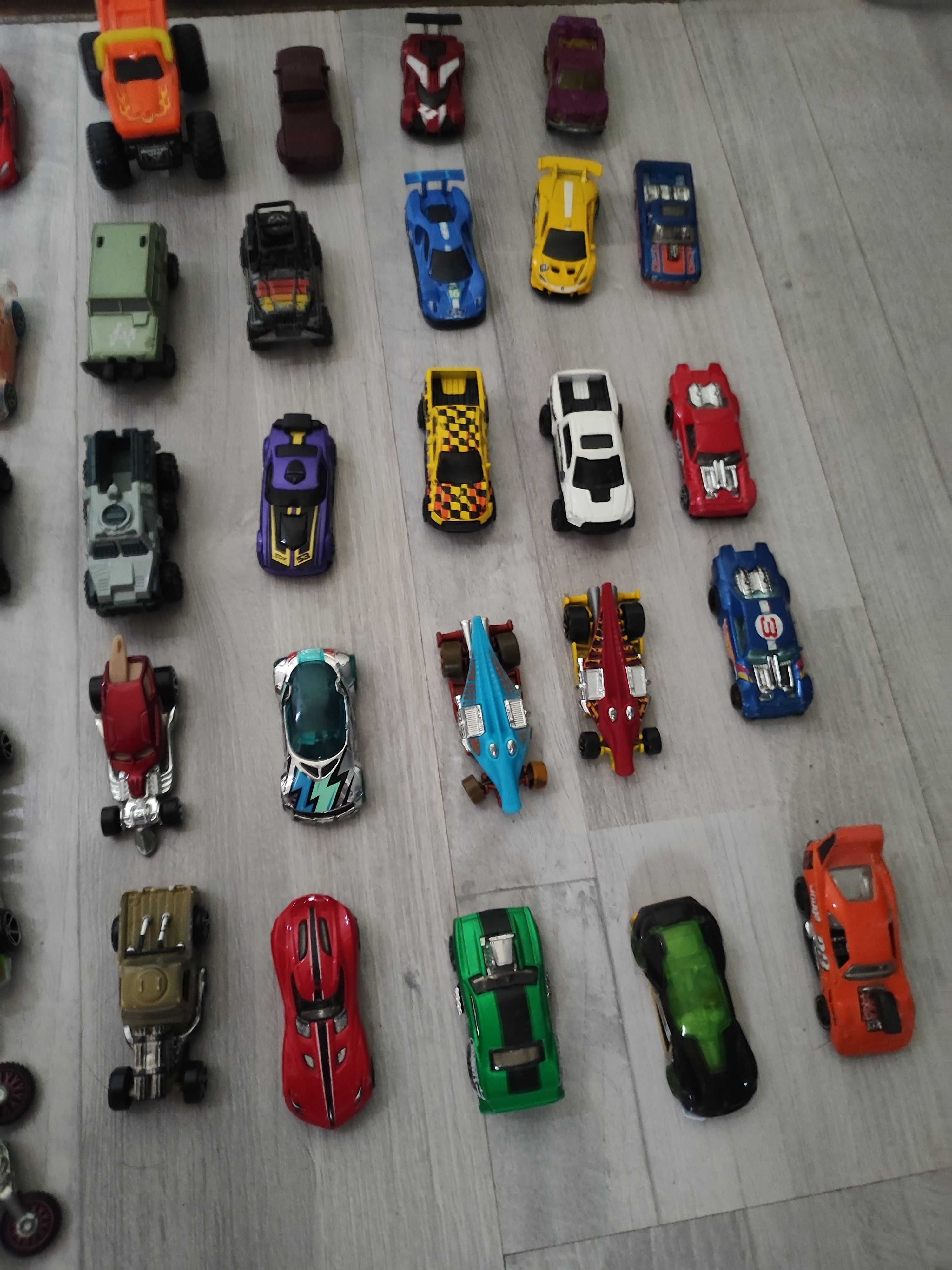 Колички hot wheels