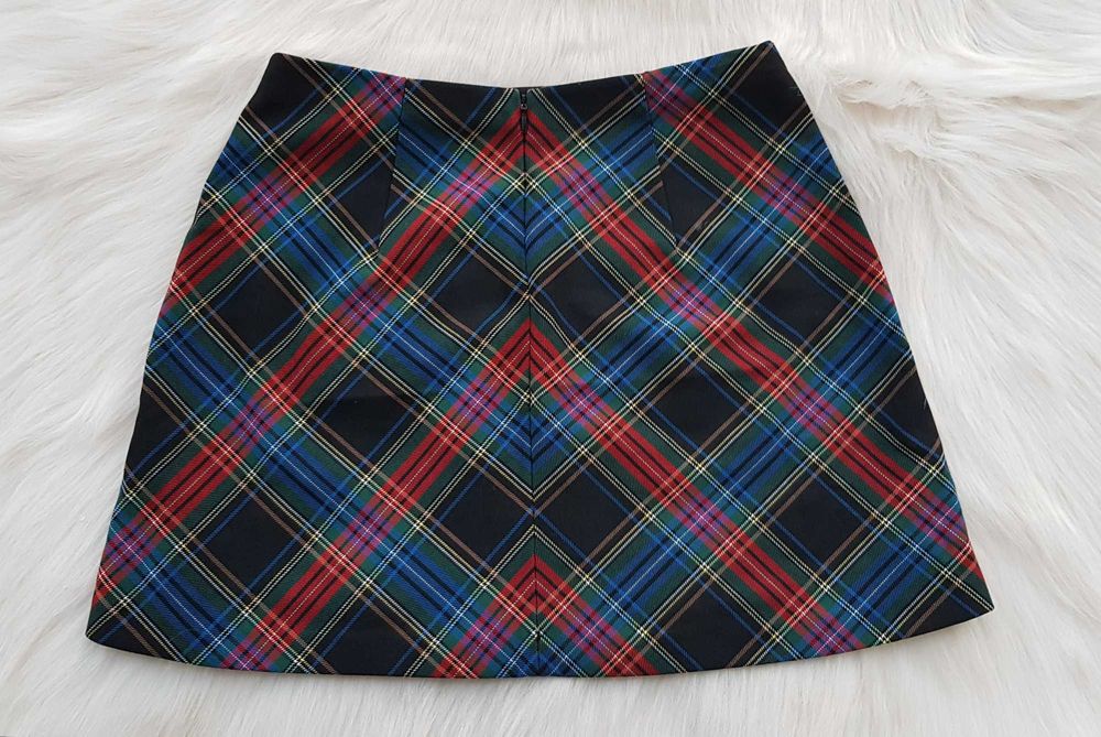 Дамска карирана пола ZARA S/М - НОВА