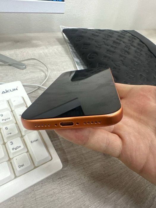 Iphone 17 pro сотилади