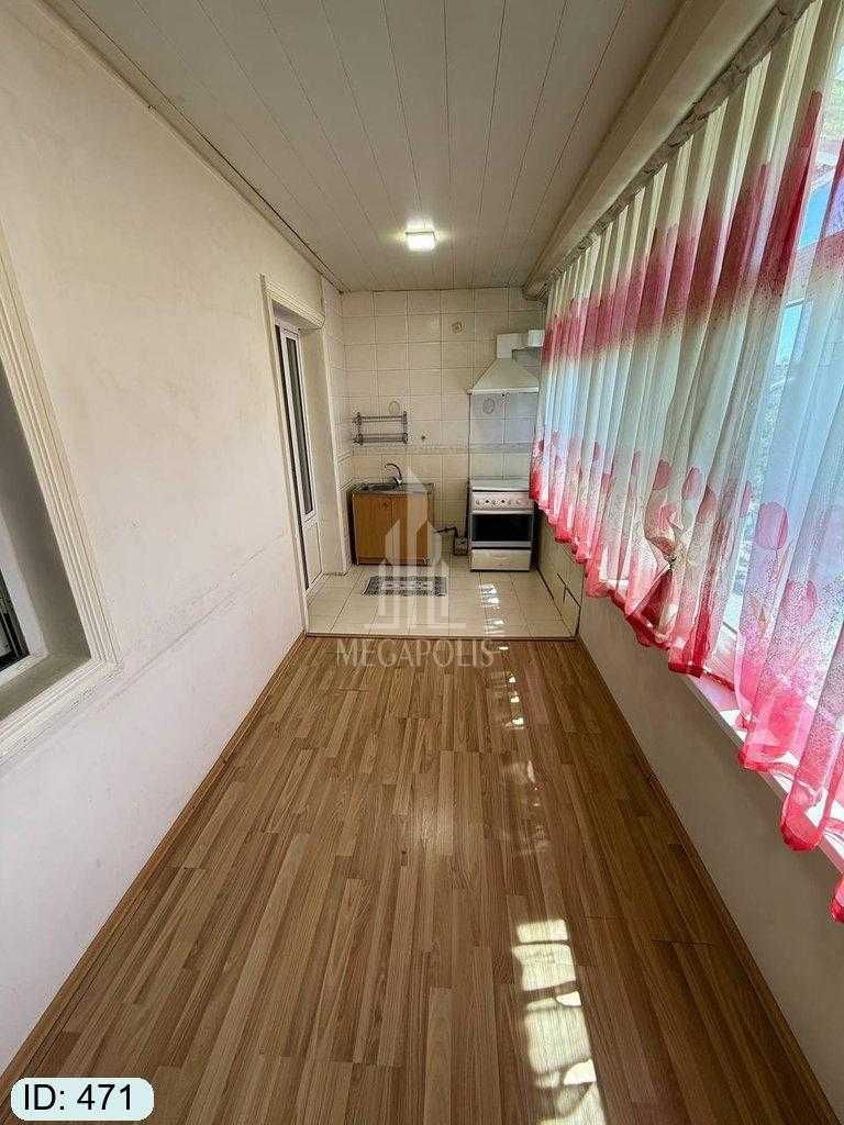 №471 5 mikr jomiyda 4 xonali kvartira sotiladi